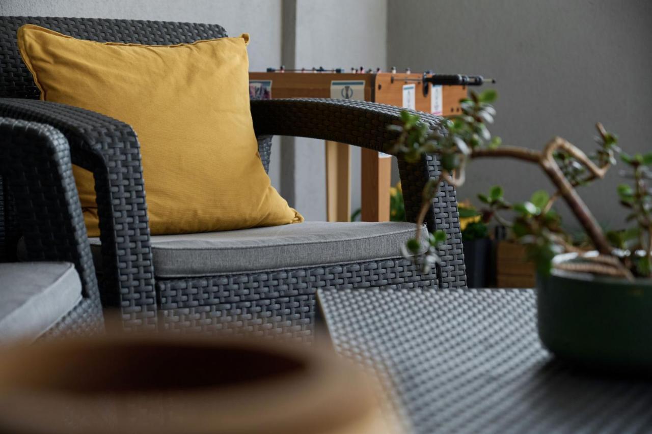 Spacious Apartment With Balcony Near The Slavic Hill Wroclaw By Renters Prestige Extérieur photo